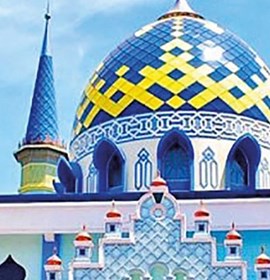Image of the Tuban Mosque in blue and yellow colours
